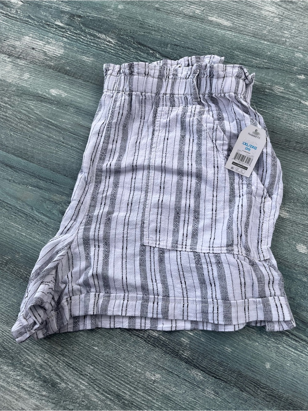 Time and Tru White and Black Striped High Waist Women's Shorts